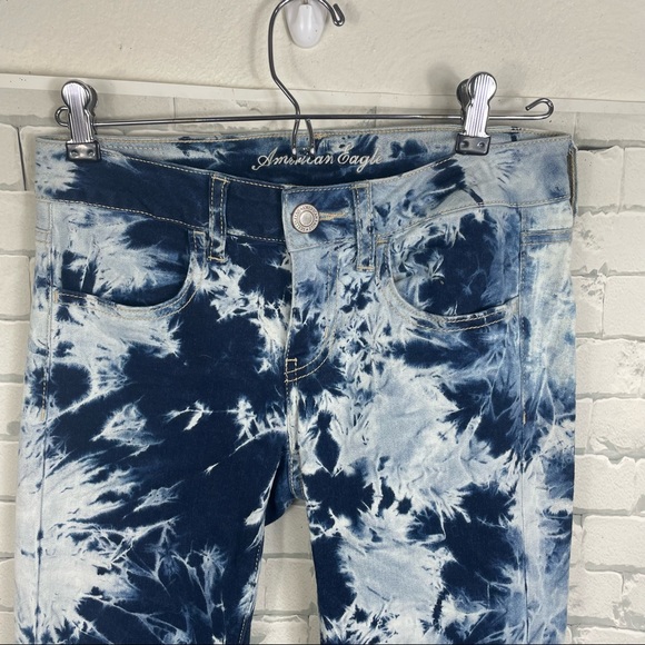American Eagle AEO Bleached Tie Dye Skinny Stretch Jeggings 2 - Picture 4 of 11